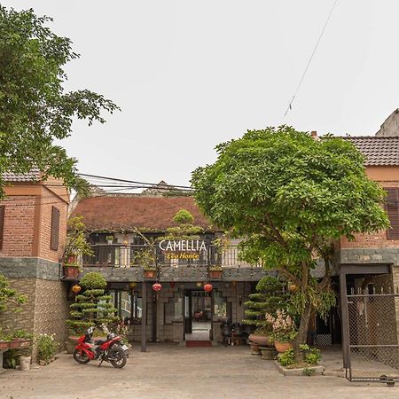 Camellia Eco Home &Tra My Restaurant นิญบิ่ญ ภายนอก รูปภาพ