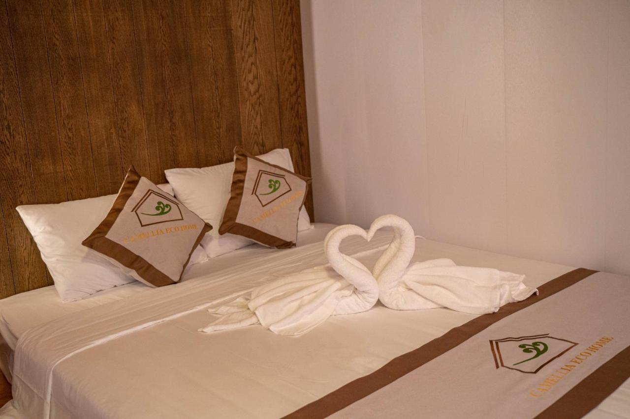 Camellia Eco Home &Tra My Restaurant นิญบิ่ญ ภายนอก รูปภาพ