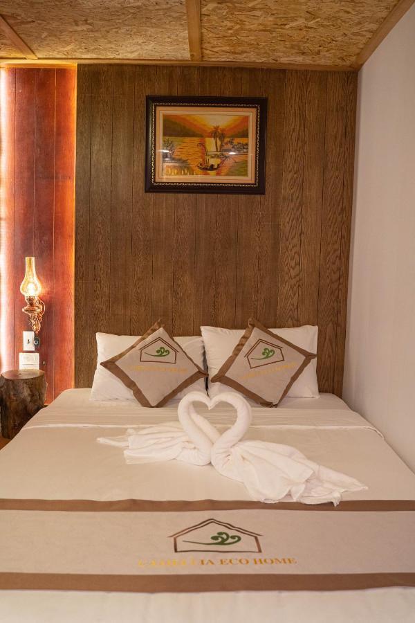 Camellia Eco Home &Tra My Restaurant นิญบิ่ญ ภายนอก รูปภาพ