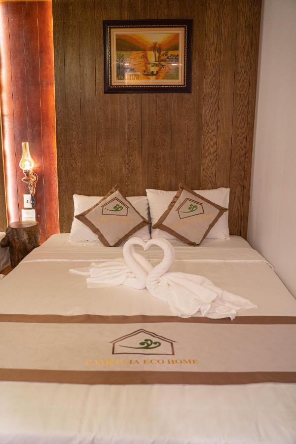 Camellia Eco Home &Tra My Restaurant นิญบิ่ญ ภายนอก รูปภาพ