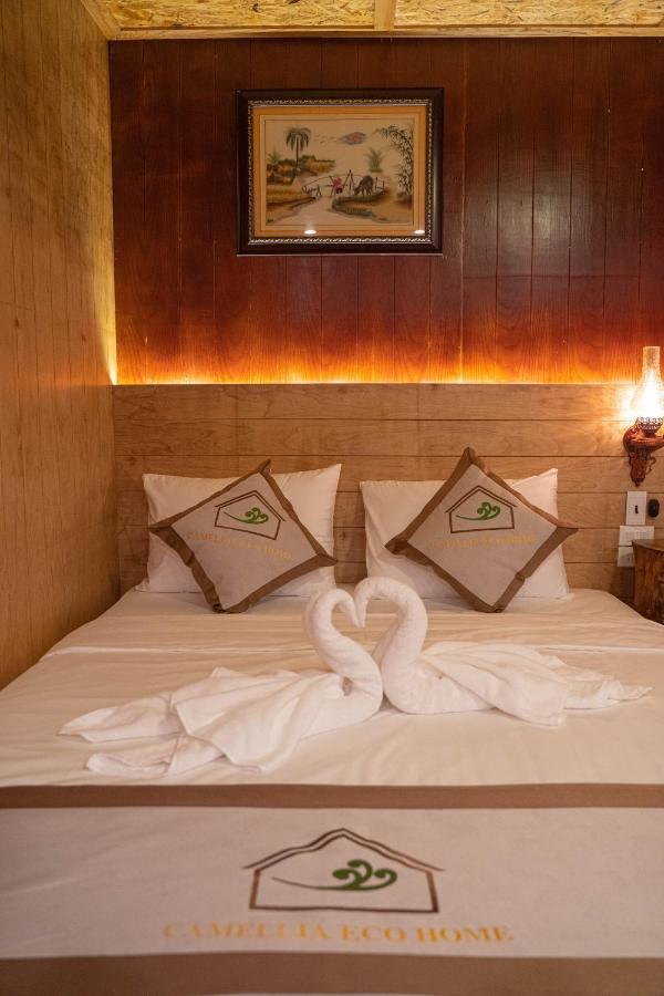 Camellia Eco Home &Tra My Restaurant นิญบิ่ญ ภายนอก รูปภาพ