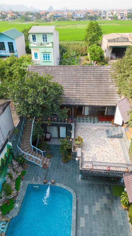 Camellia Eco Home &Tra My Restaurant นิญบิ่ญ ภายนอก รูปภาพ