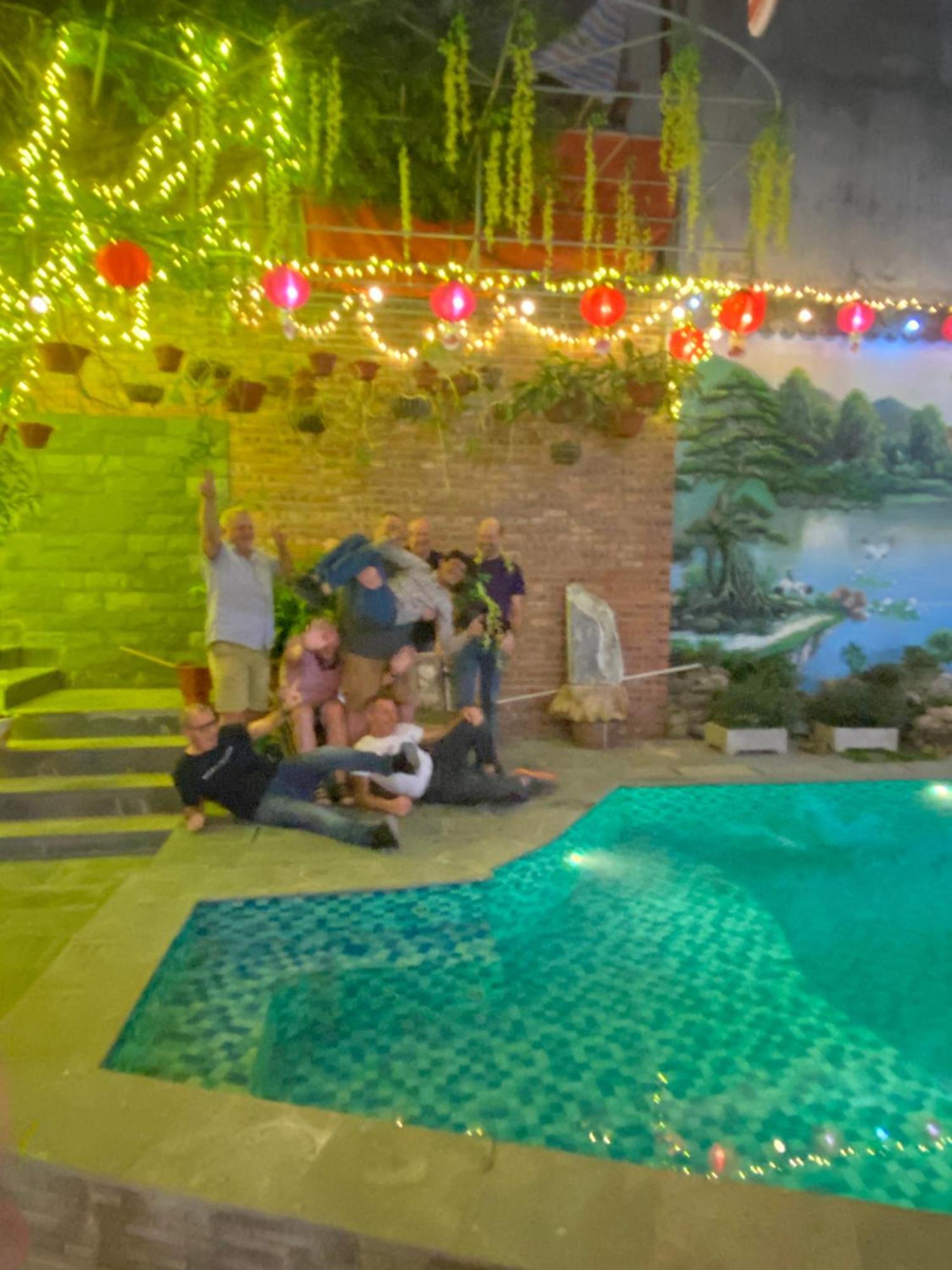 Camellia Eco Home &Tra My Restaurant นิญบิ่ญ ภายนอก รูปภาพ